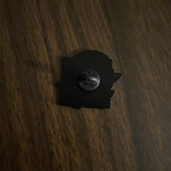 Vibrant Green and Purple Character Pin Dragon Ball Z - Picture 2 of 2